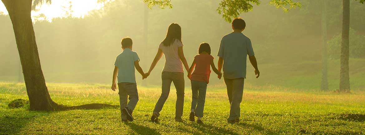 A family walking discussing their diabetes care from Rocky Mountain Diabetes center in Idaho Falls and Pocatello.