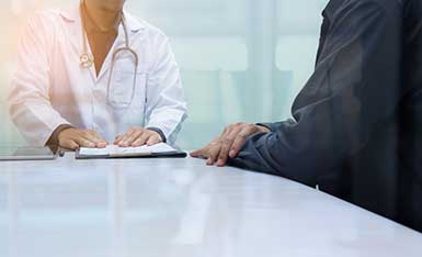 Diabetes doctor with a patient at Rocky Mountain Diabetes in Idaho Falls and Pocatello.